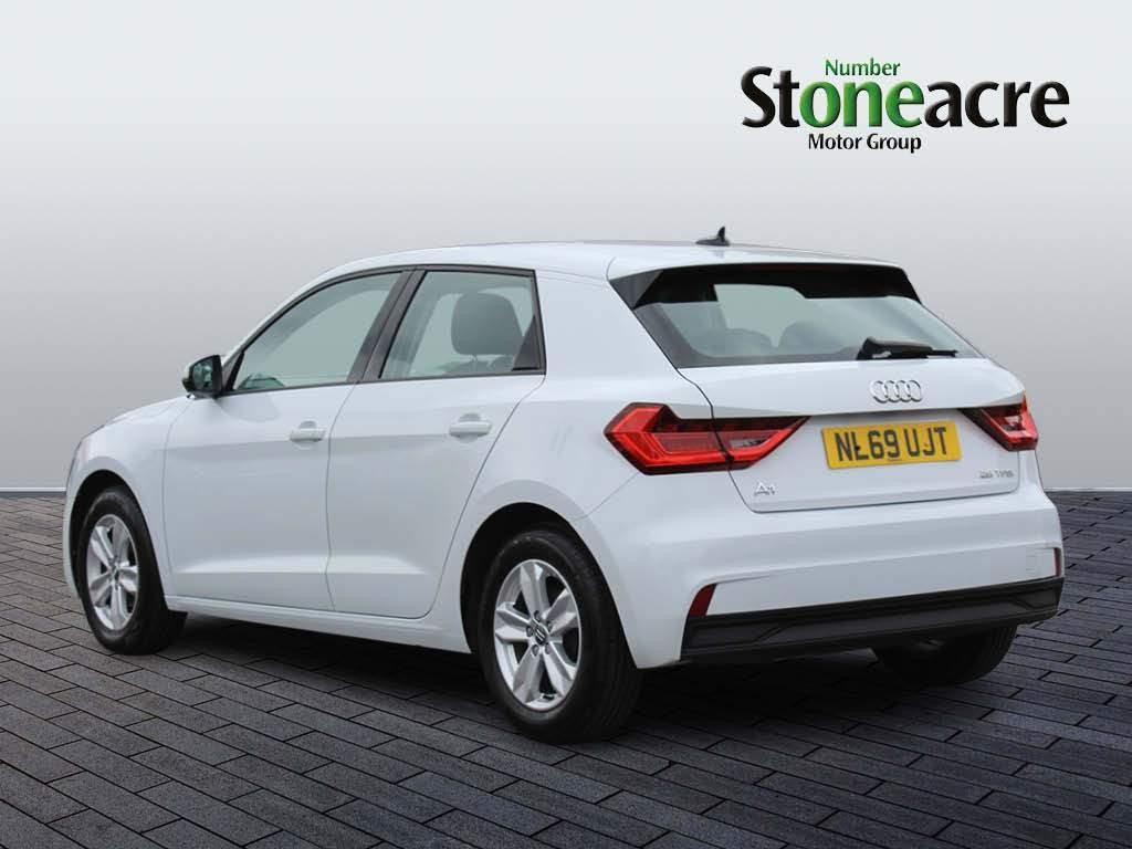 Audi A1 Image 5