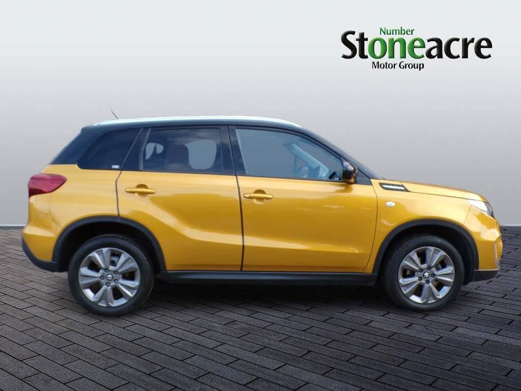 Suzuki Vitara Image 2