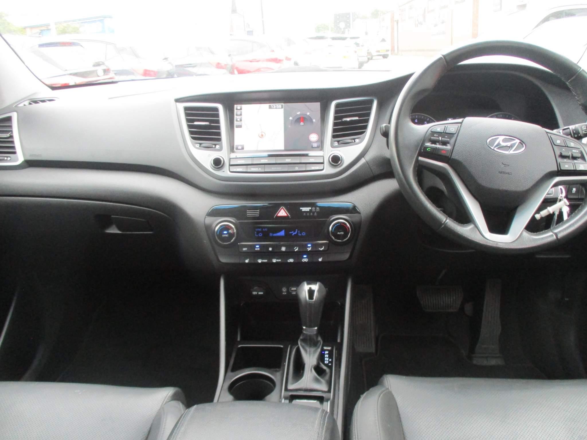 Hyundai TUCSON Image 19