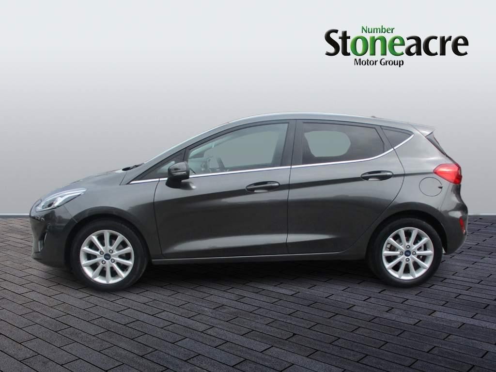 Ford Fiesta Image 6