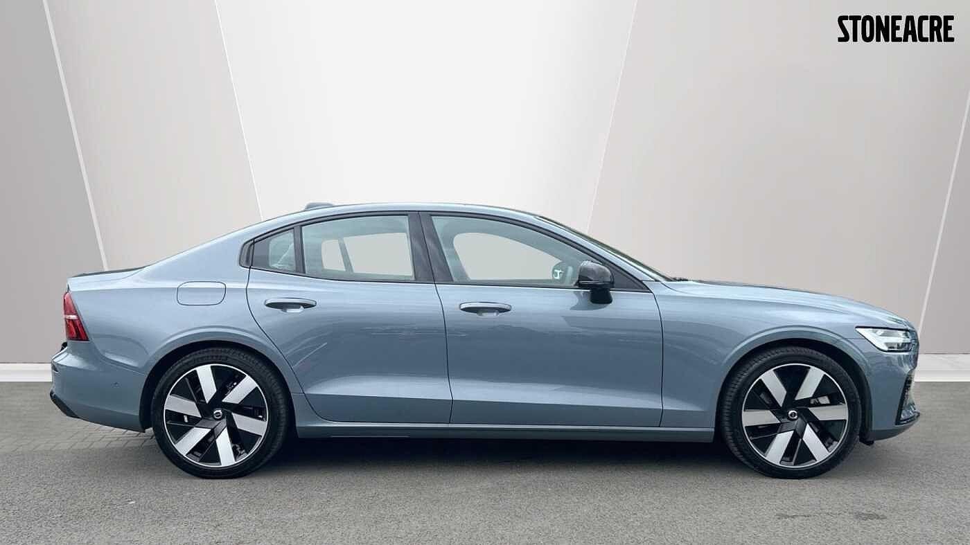 Volvo S60 Image 4