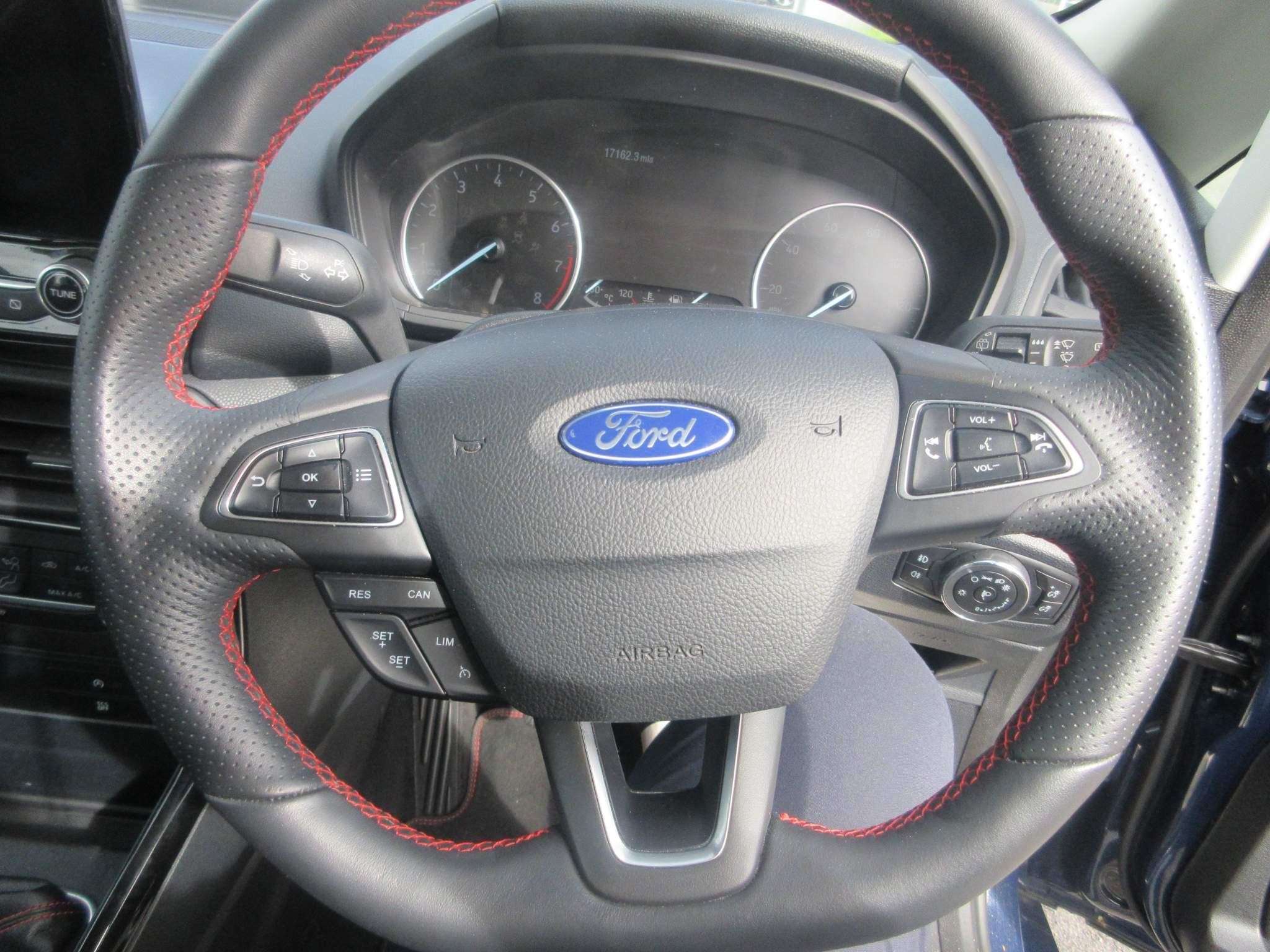 Ford EcoSport Image 11