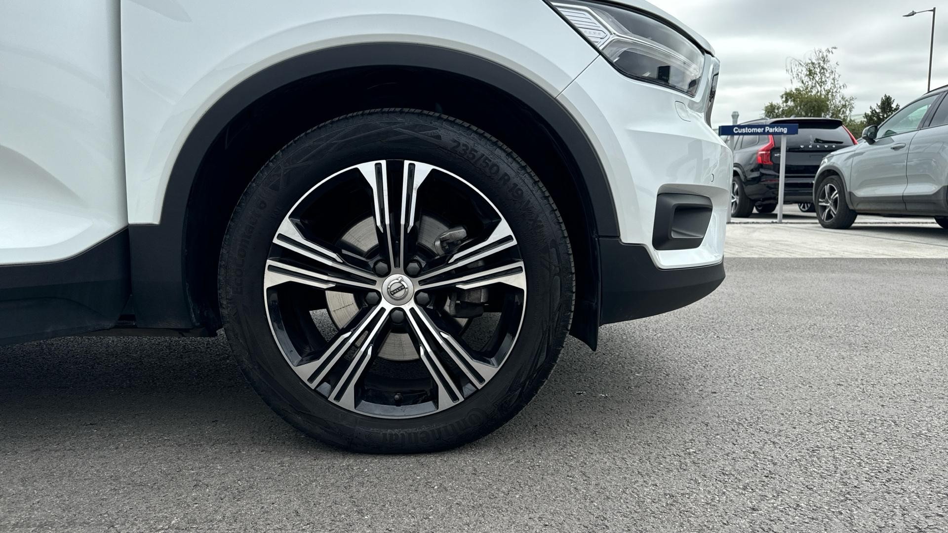 Volvo XC40 Image 16