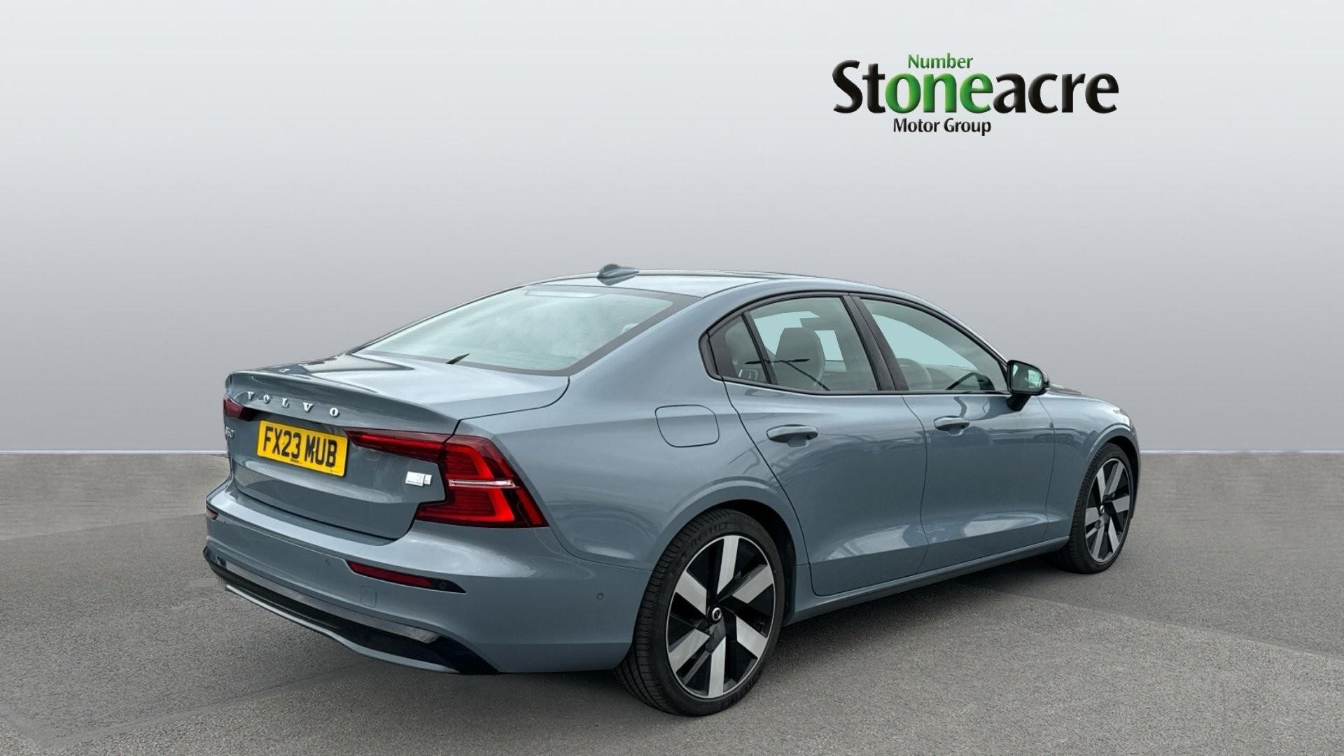 Volvo S60 Image 7