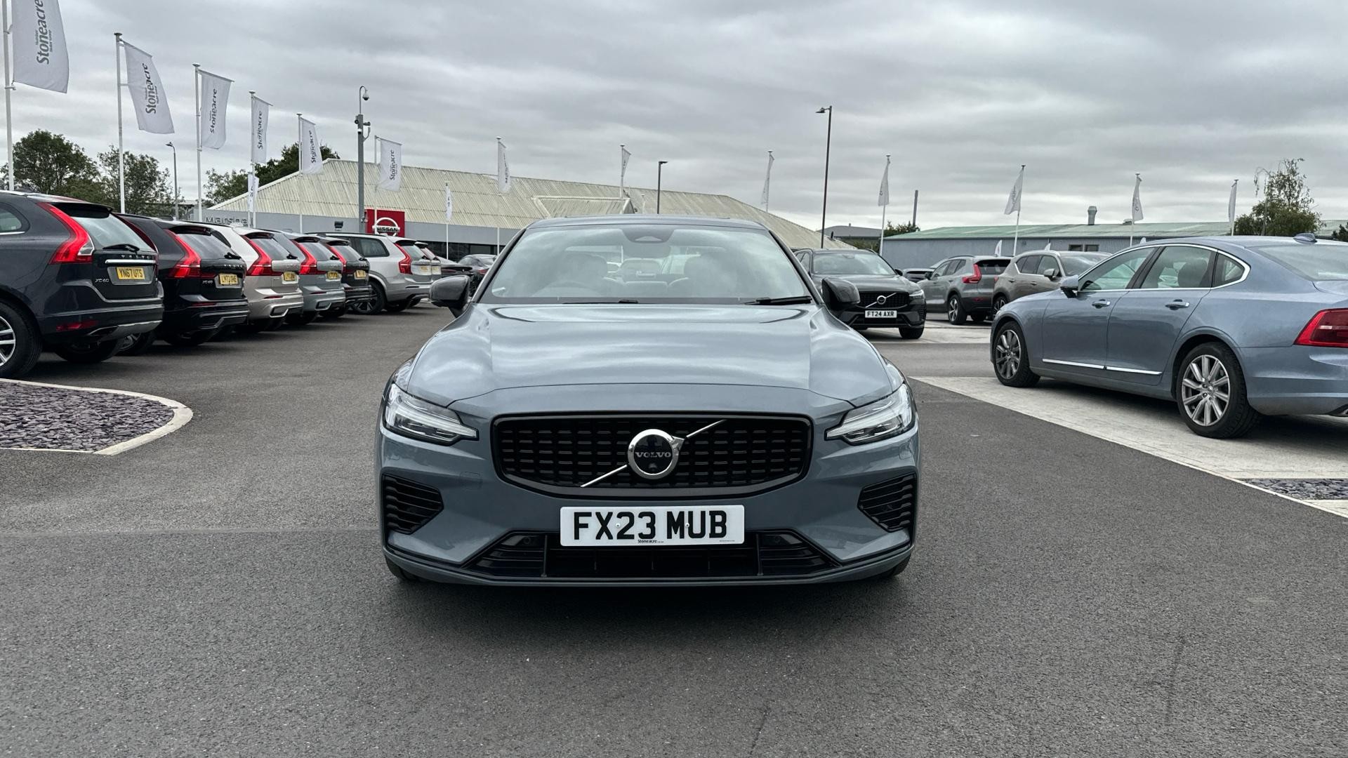 Volvo S60 Image 12