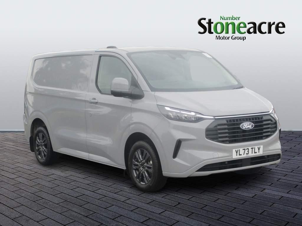 Ford Transit Custom Image 1