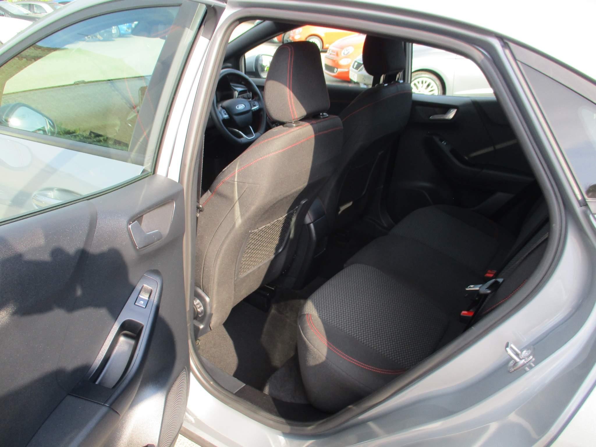 Ford Puma Image 15