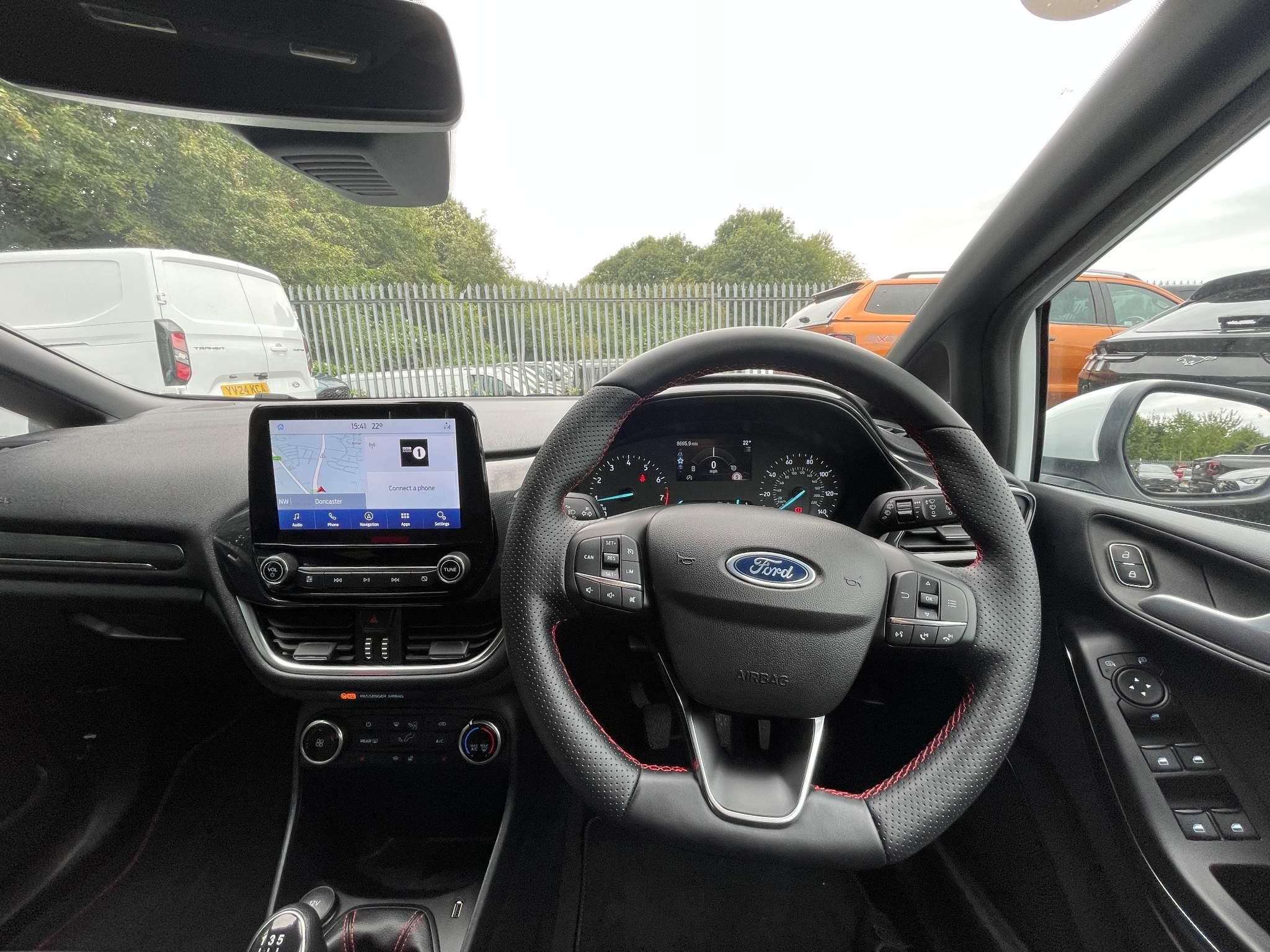 Ford Fiesta Image 20