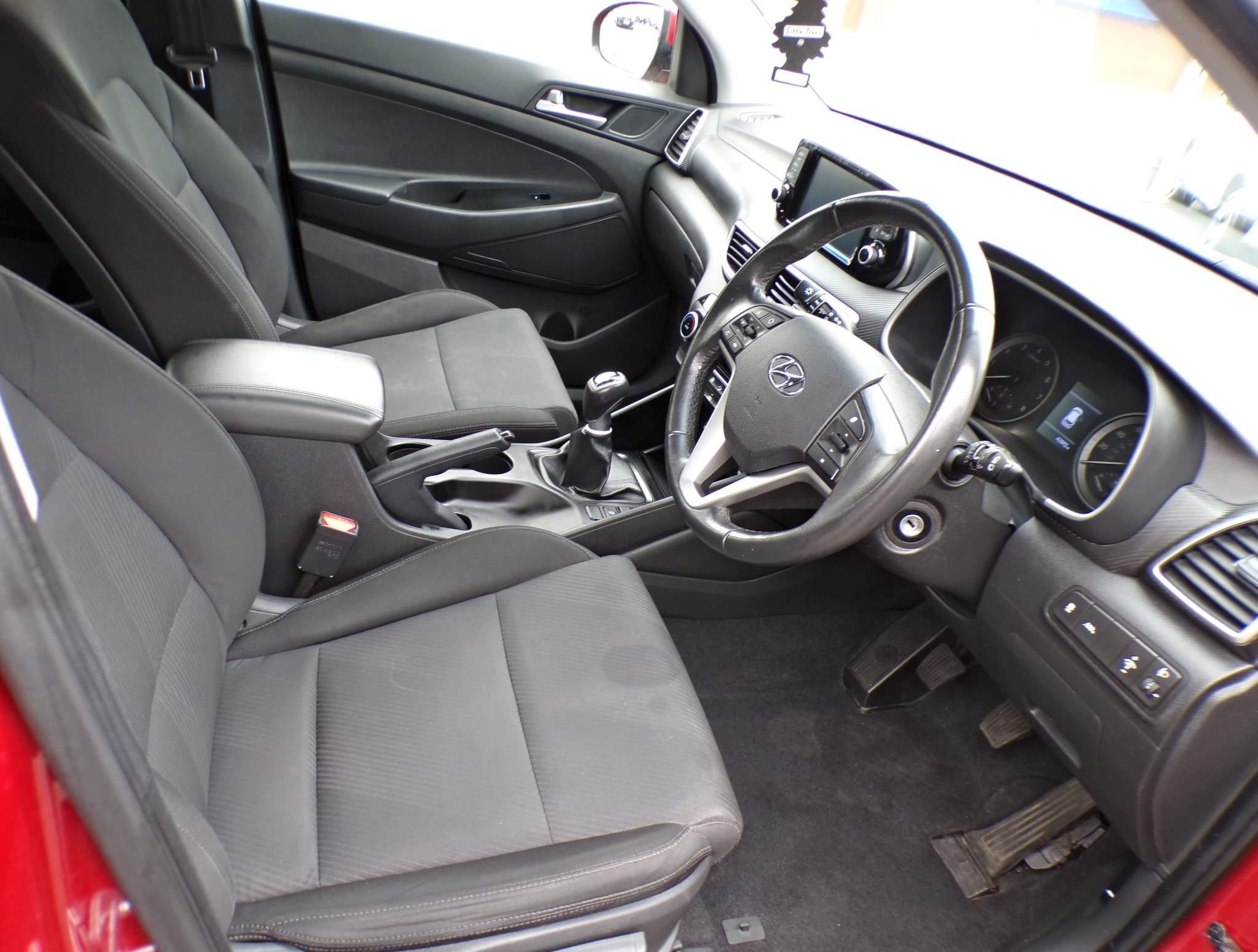 Hyundai TUCSON Image 9