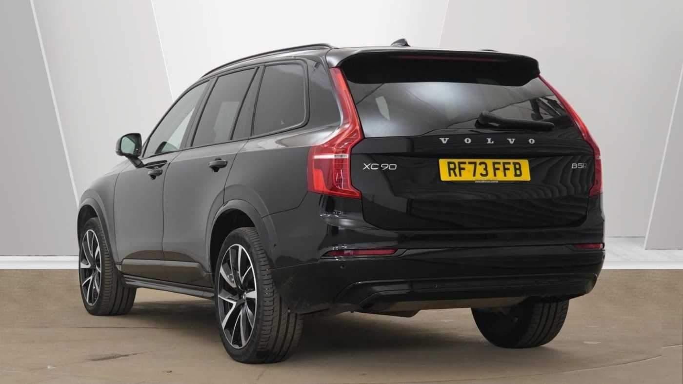 Volvo XC90 Image 3