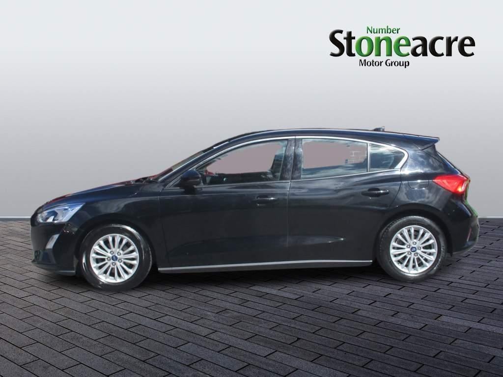 Ford Focus Image 6