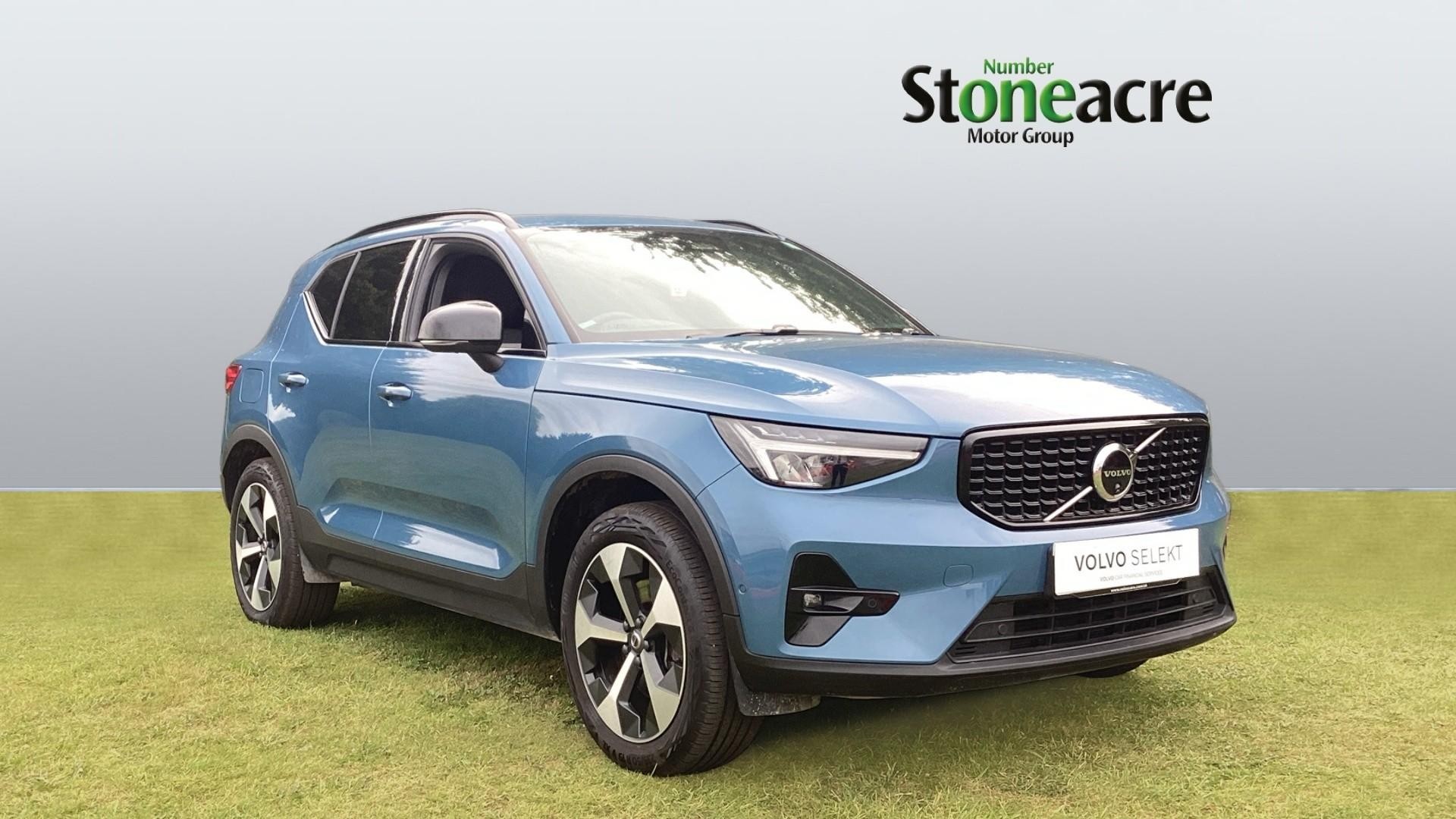 Volvo XC40 Image 1