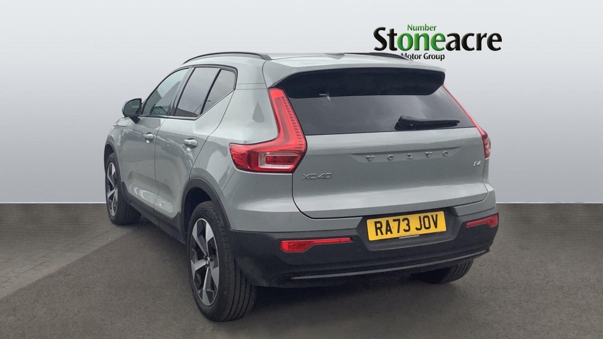 Volvo XC40 Image 2