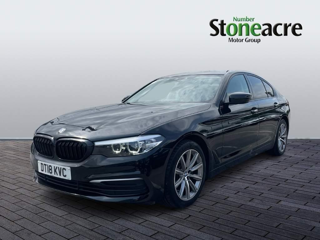 BMW 5 Series Image 7