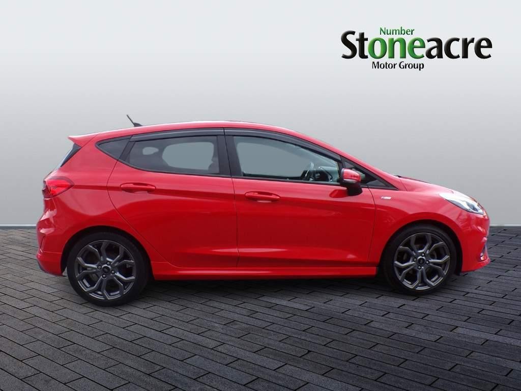 Ford Fiesta Image 2