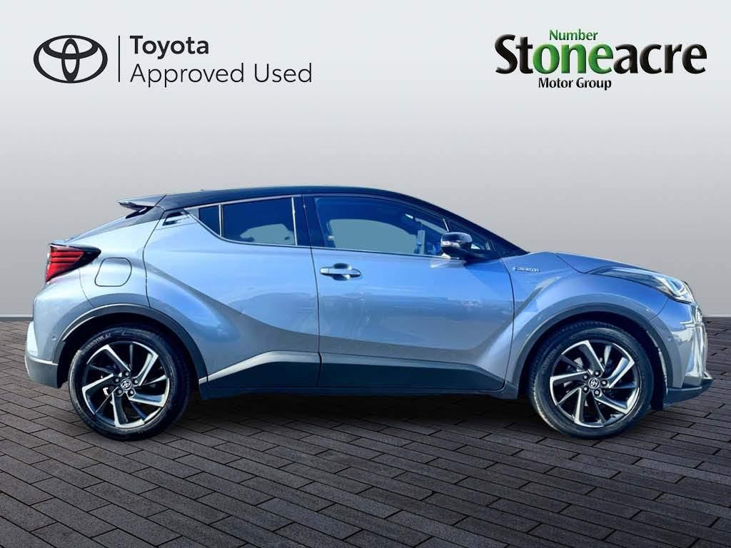 Toyota C-HR Self-Charging Hybrid Image 2