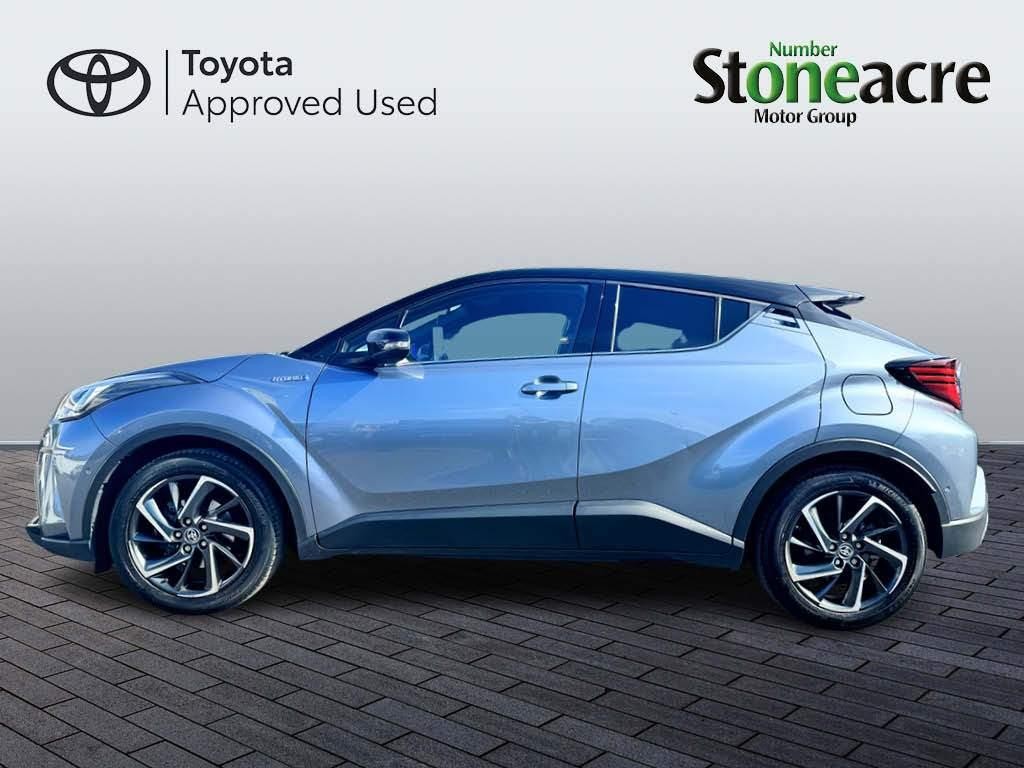 Toyota C-HR Self-Charging Hybrid Image 6