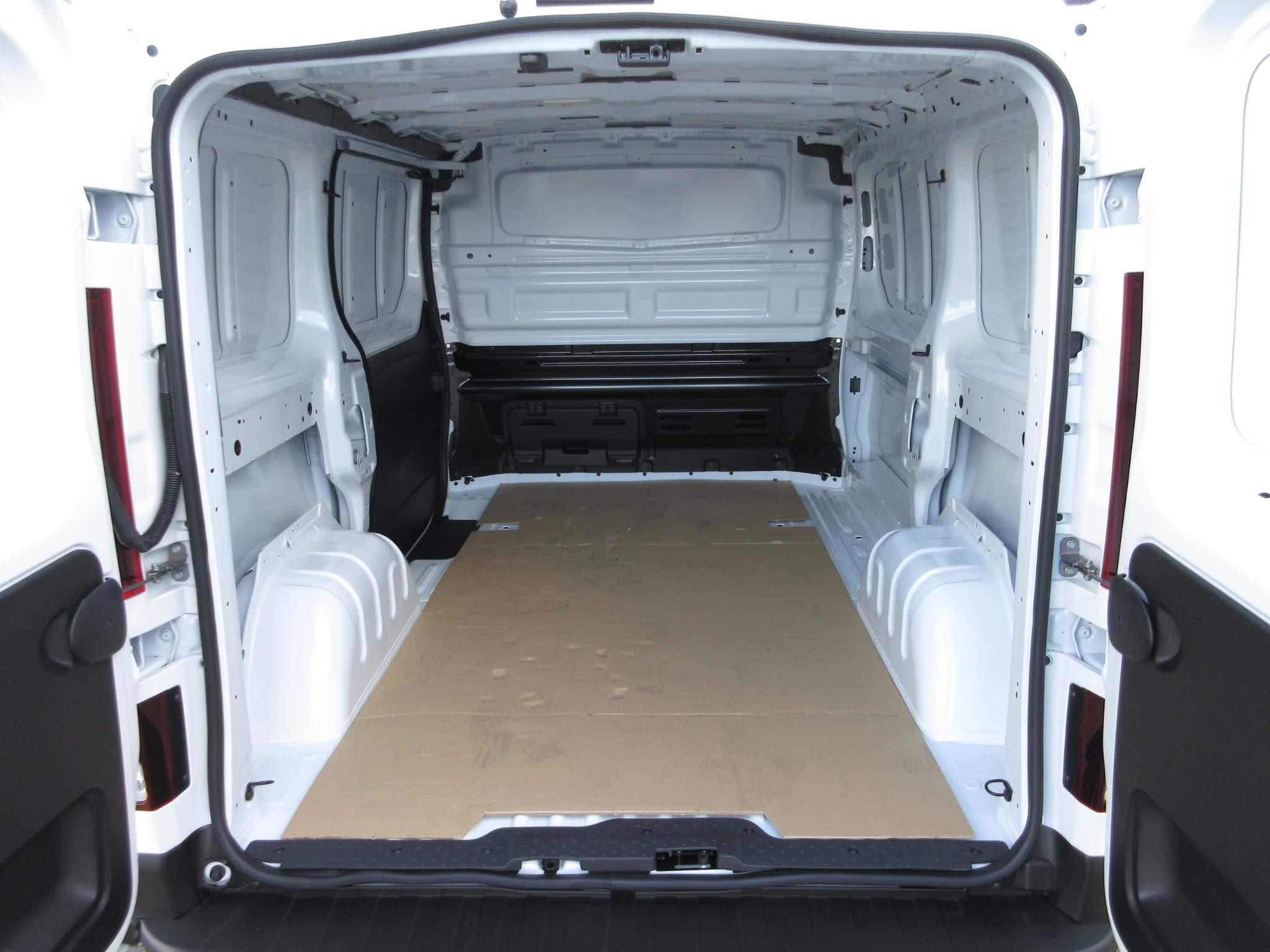 Renault Trafic Image 10