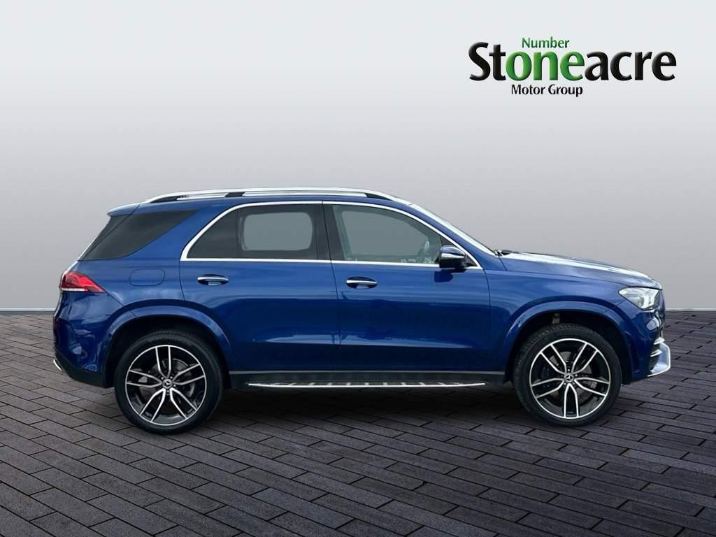 Mercedes-Benz GLE Image 2