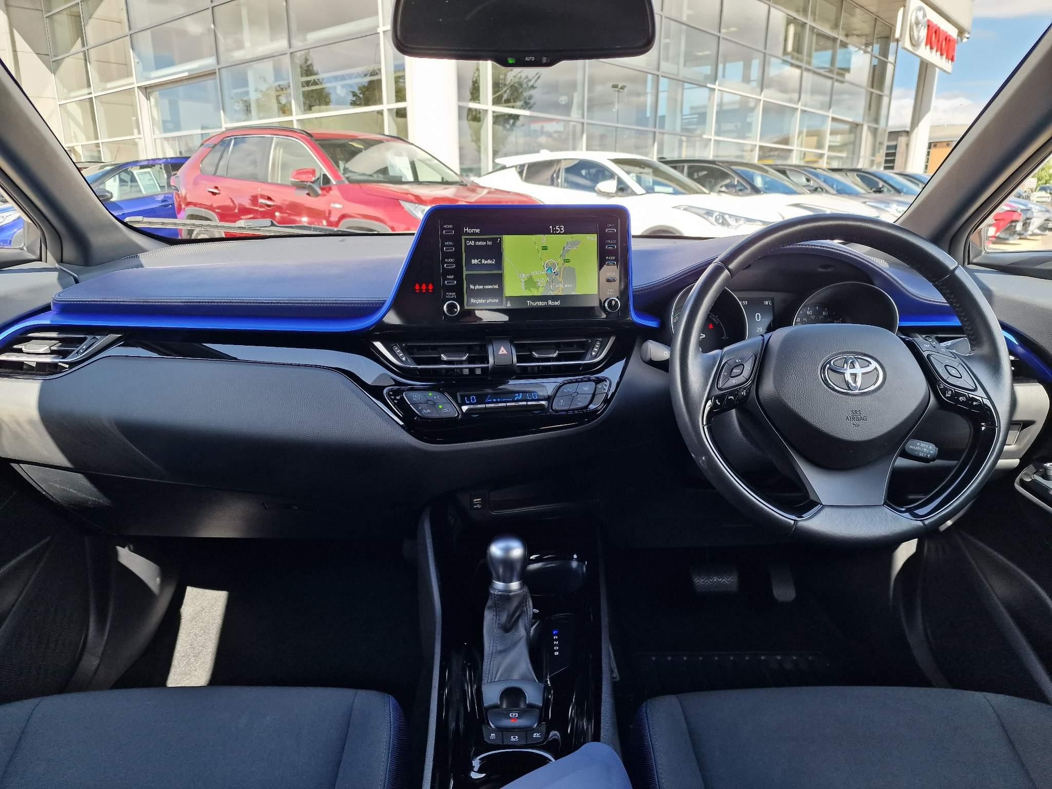 Toyota C-HR Image 7