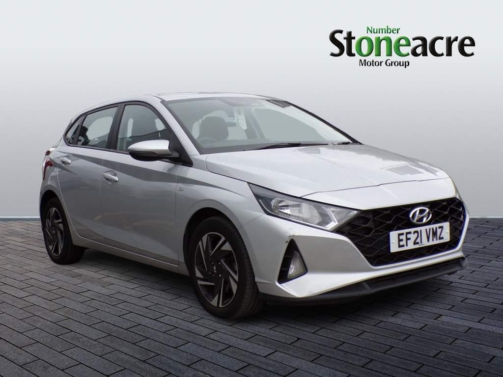 Hyundai i20 Image 1