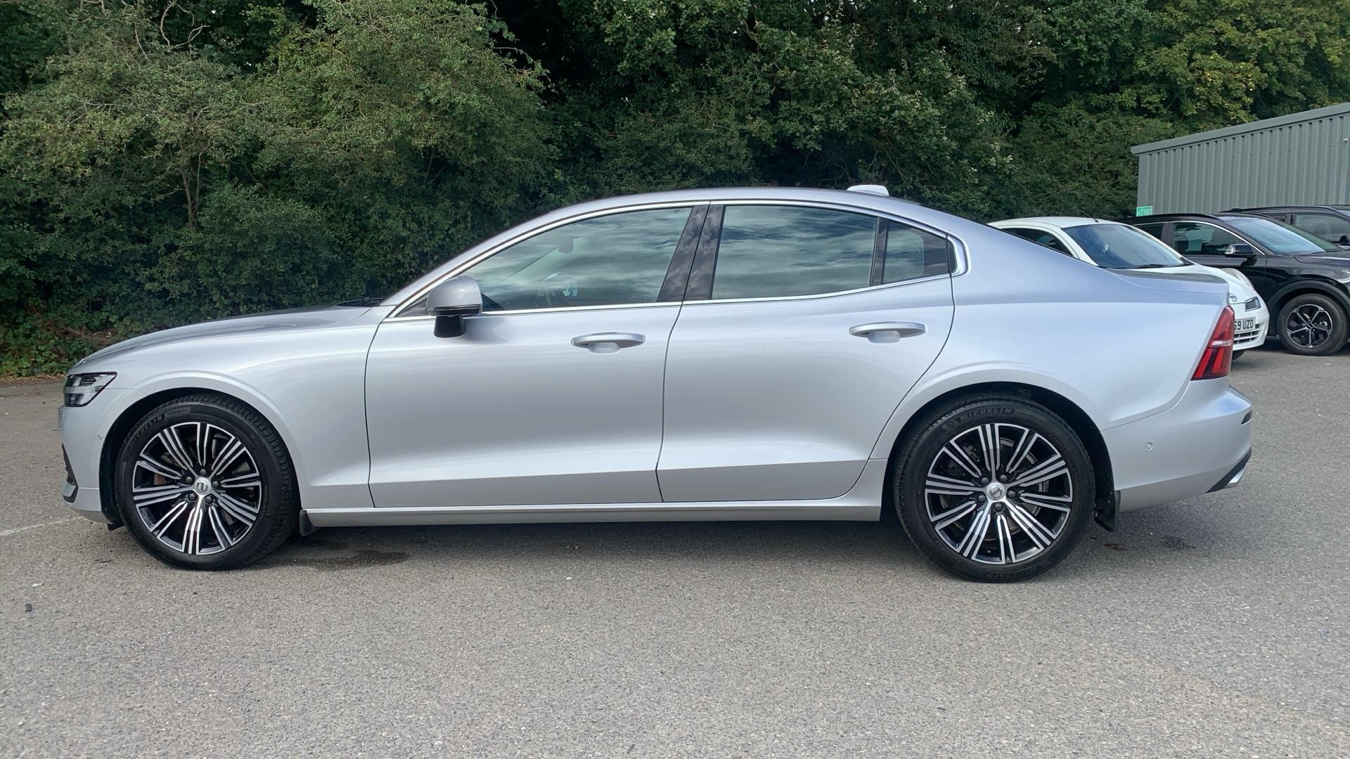 Volvo S60 Image 9