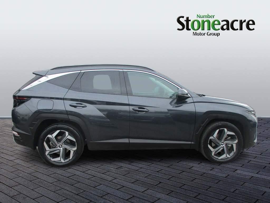 Hyundai TUCSON Image 2