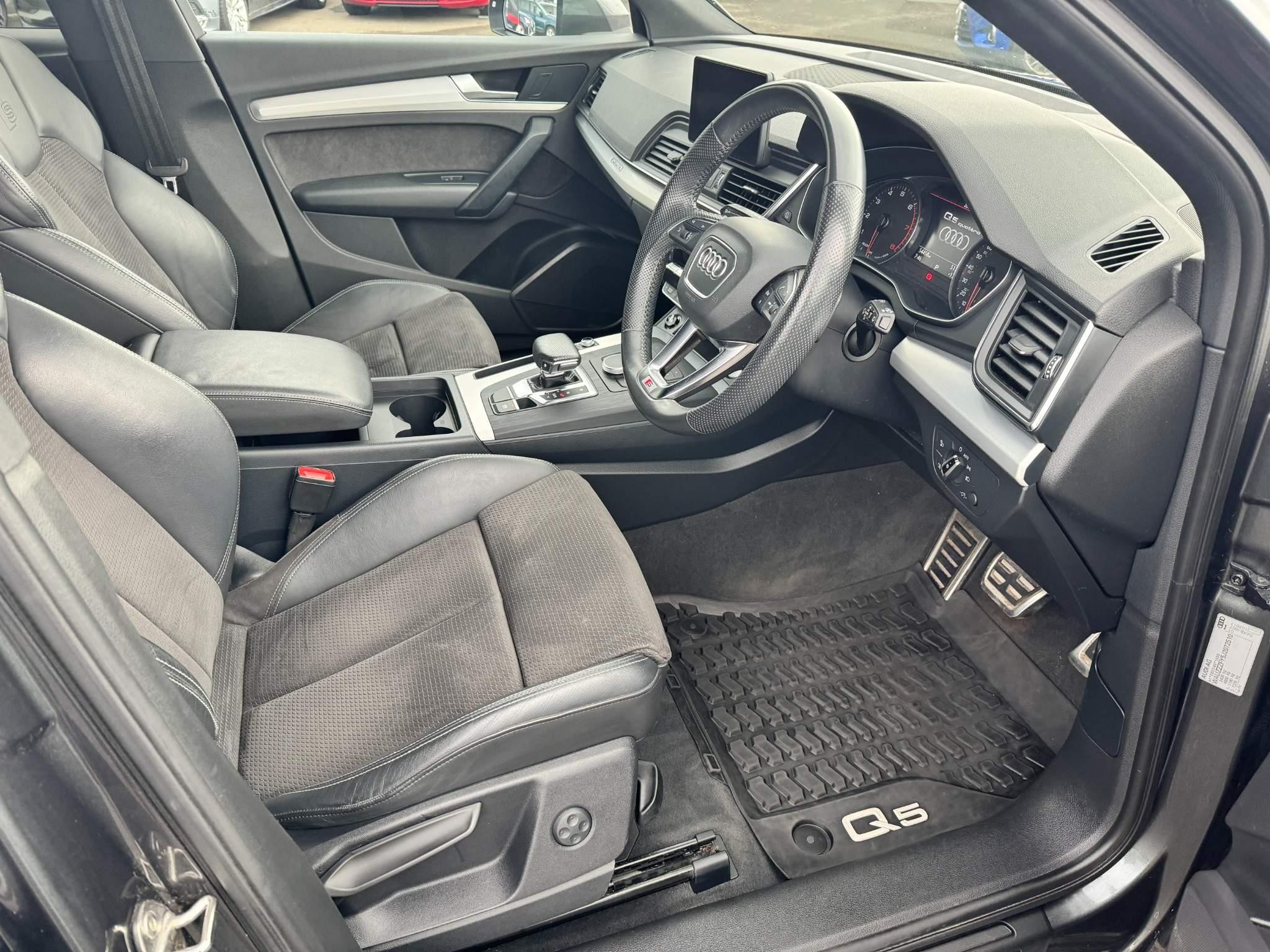 Audi Q5 Image 11