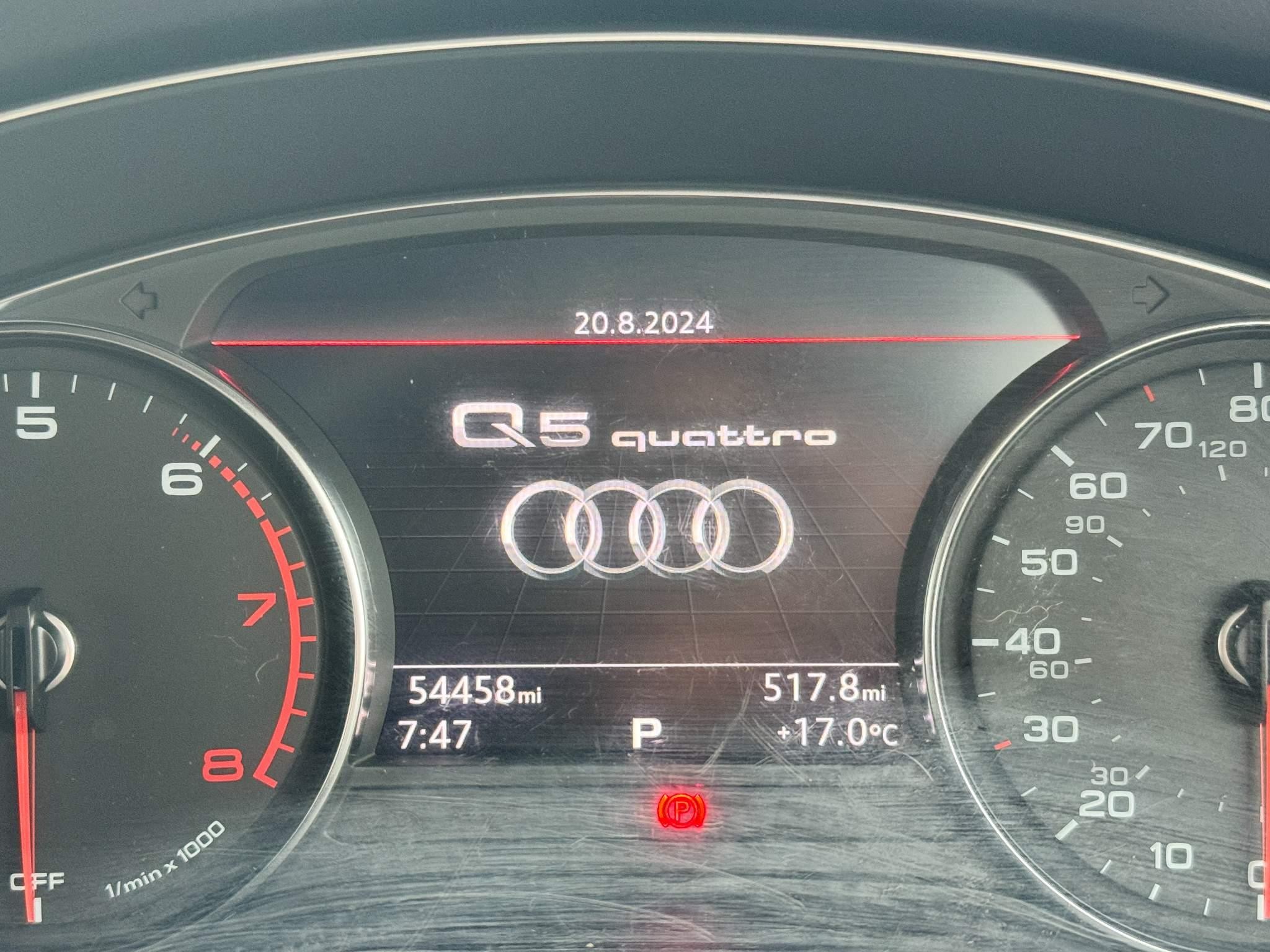 Audi Q5 Image 18