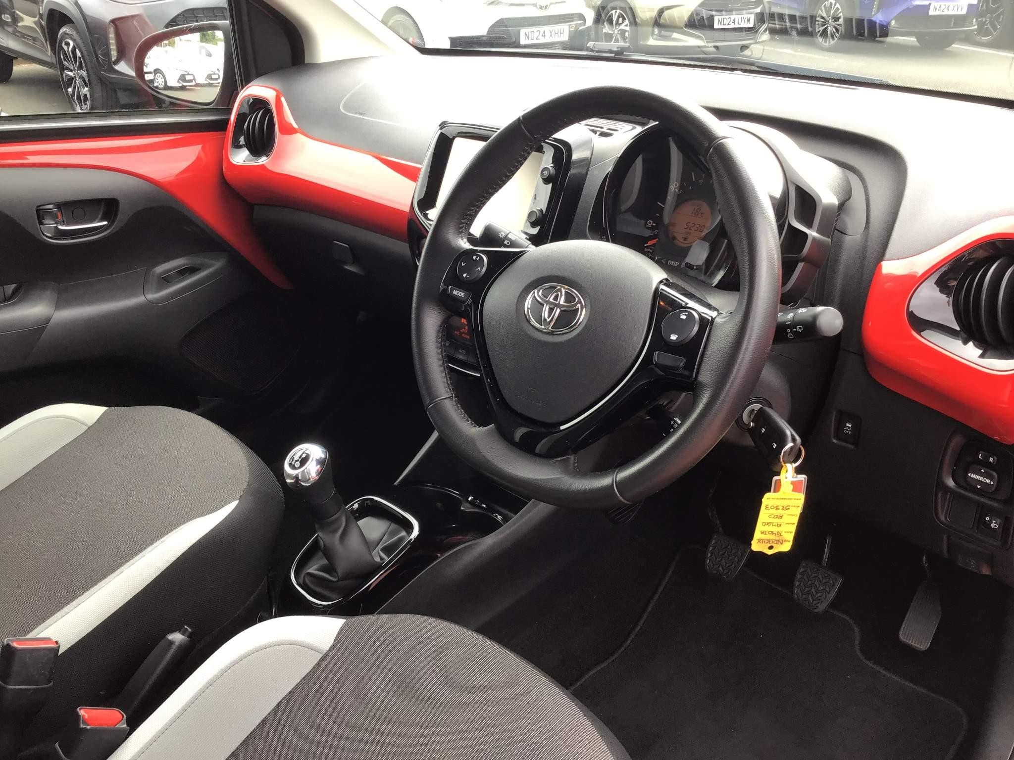 Toyota Aygo Image 15