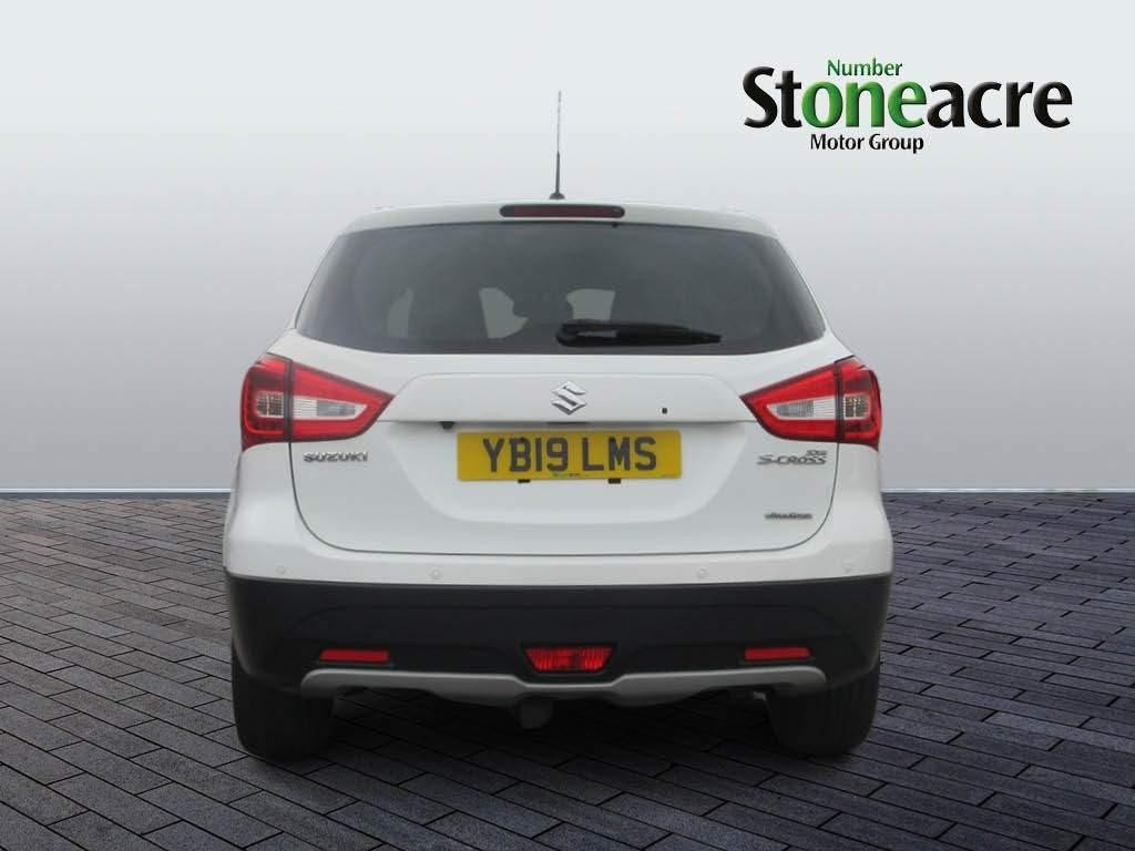 Suzuki SX4 S-Cross Image 4