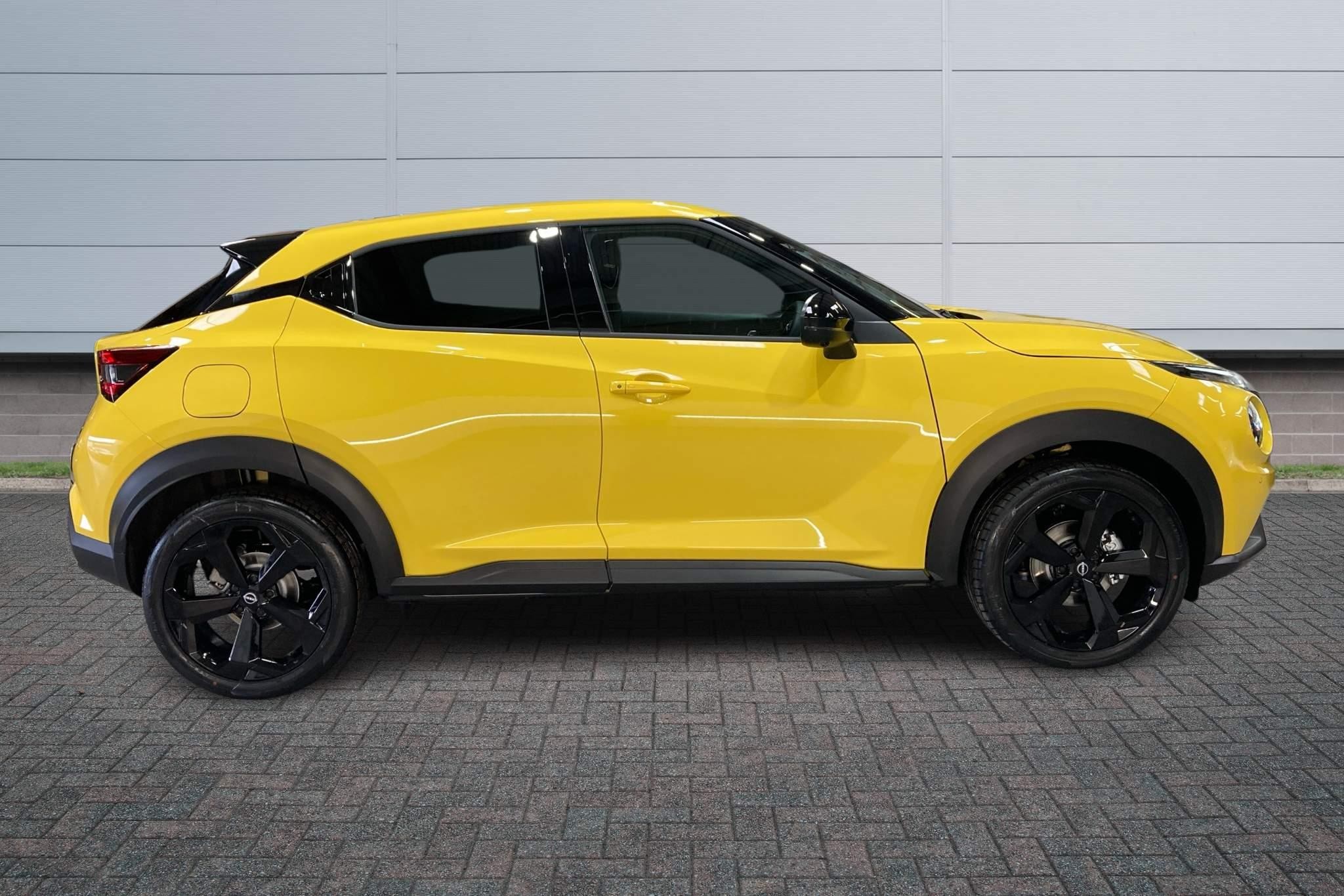 Nissan Juke Image 2