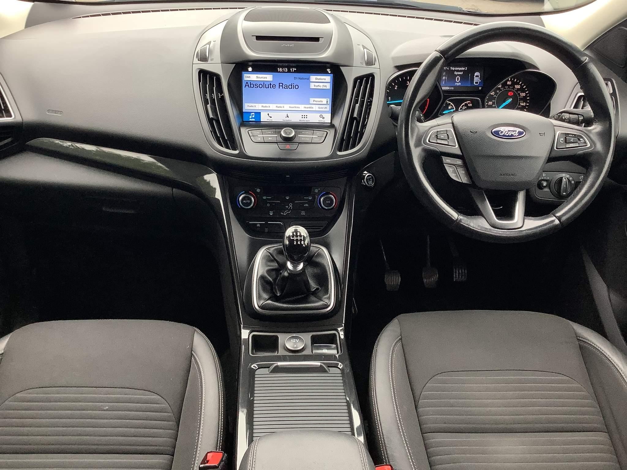 Ford Kuga Image 22