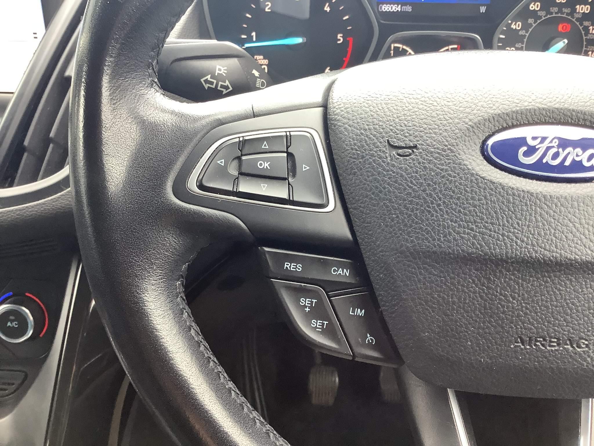 Ford Kuga Image 26