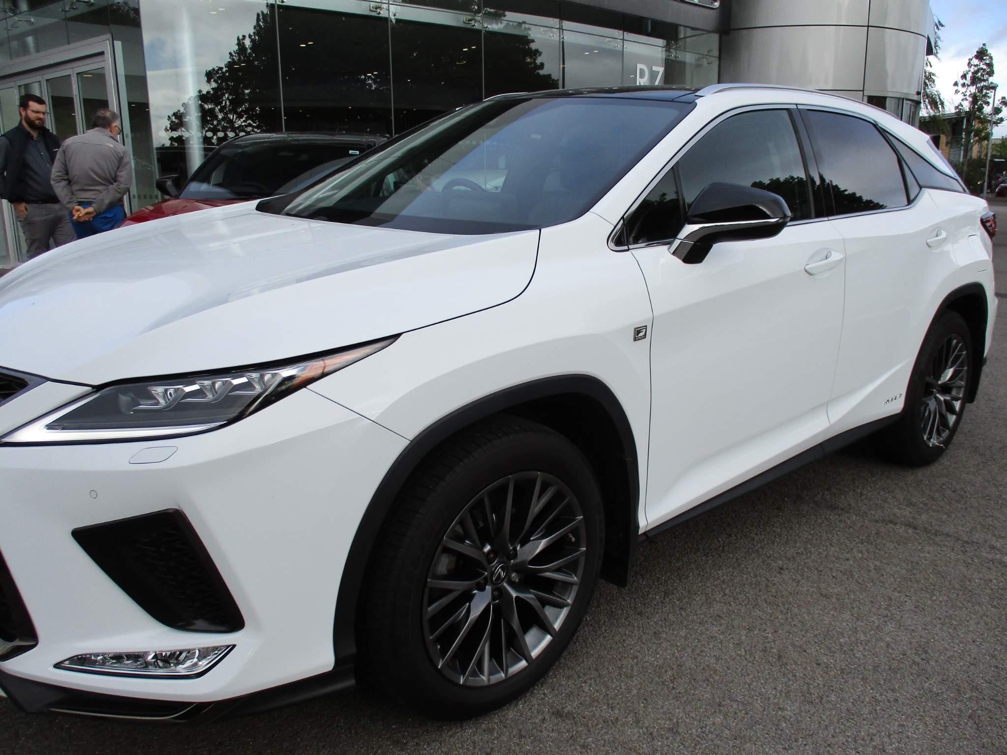 Lexus RX Image 48