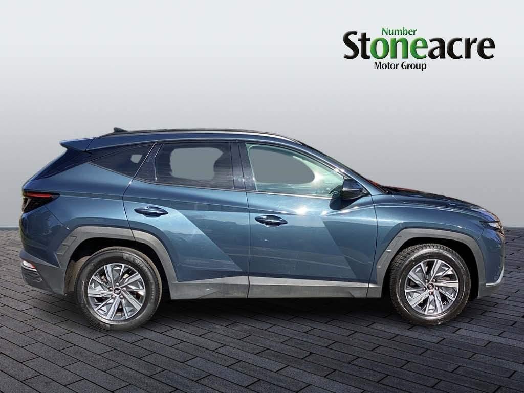 Hyundai TUCSON Image 2