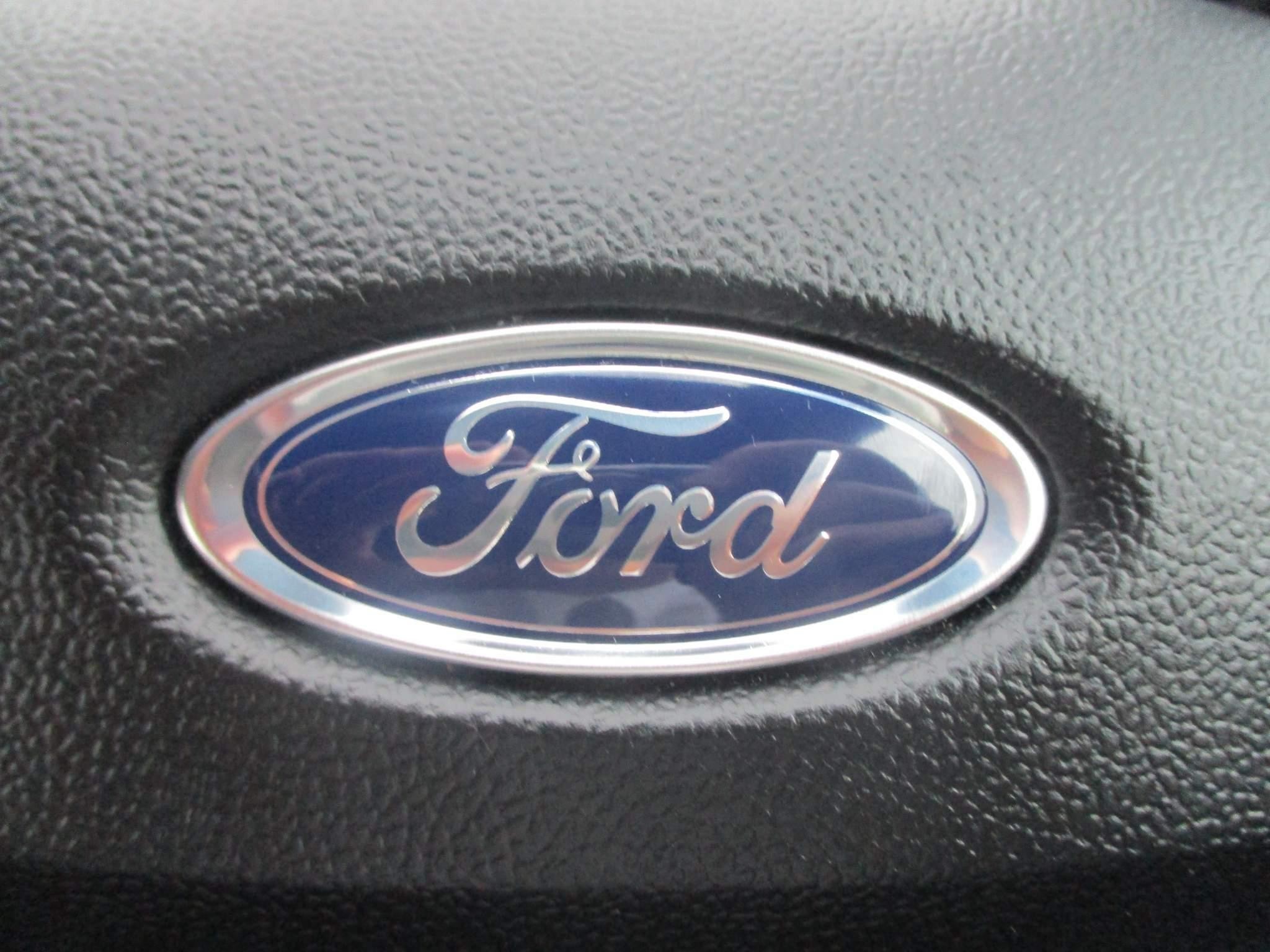 Ford Puma Image 38