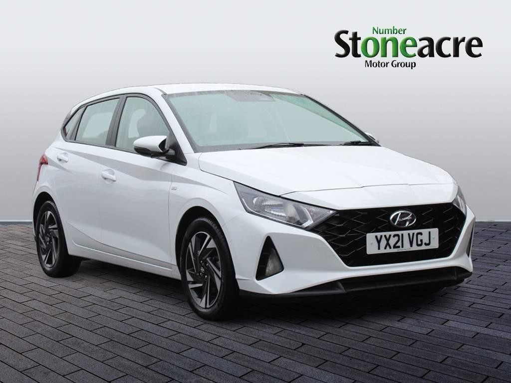 Hyundai i20 Image 1