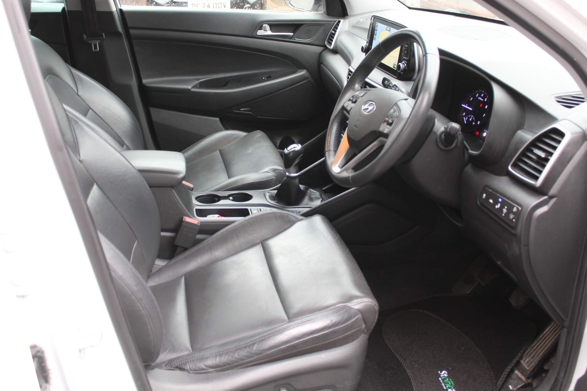 Hyundai TUCSON Image 11