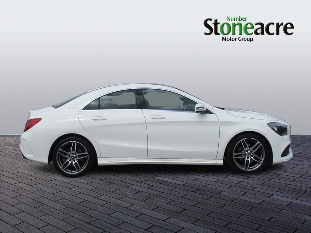 Mercedes-Benz CLA Image 2