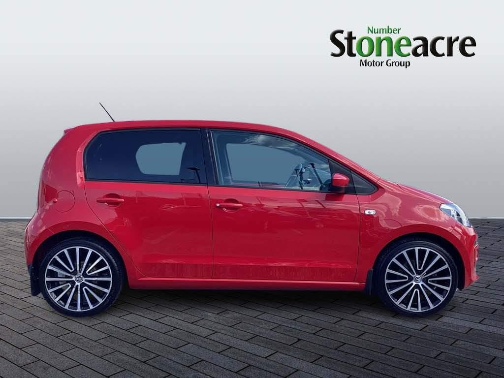 Volkswagen up! Image 2