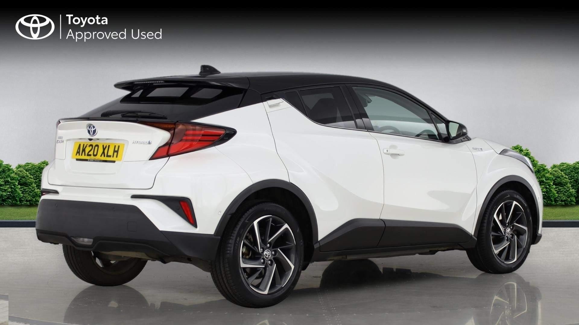 Toyota C-HR Image 3