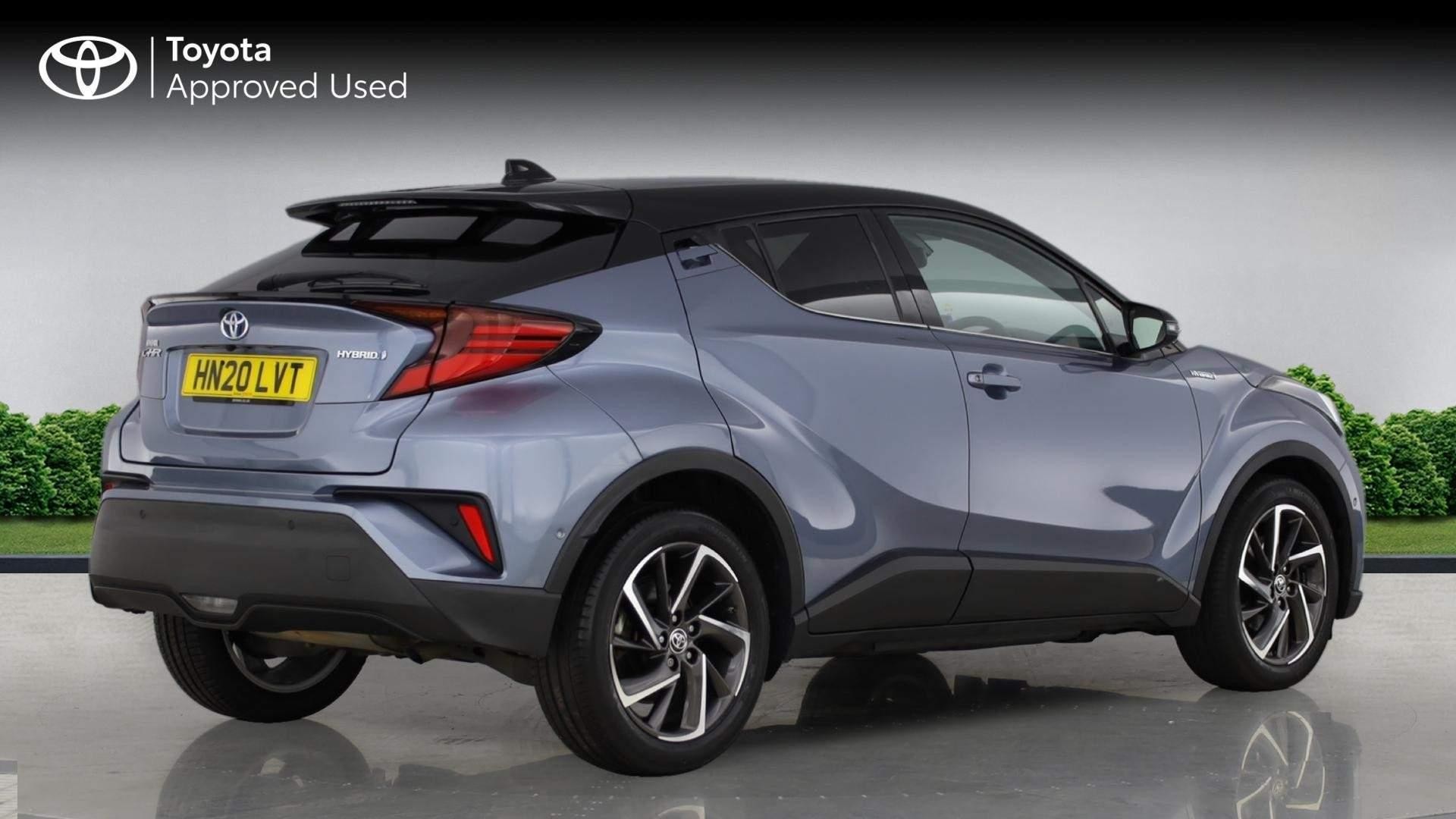 Toyota C-HR Image 3