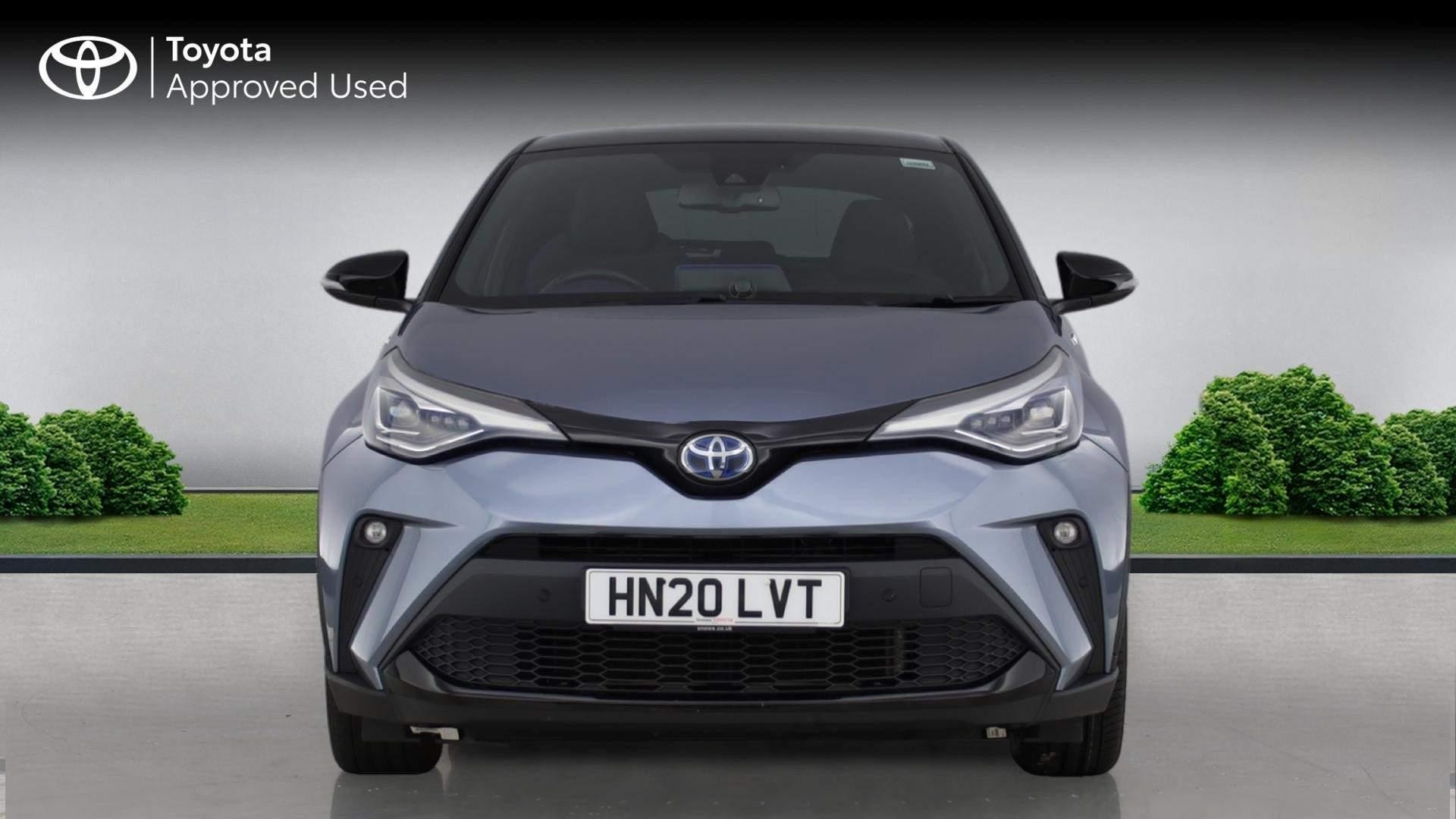 Toyota C-HR Image 8