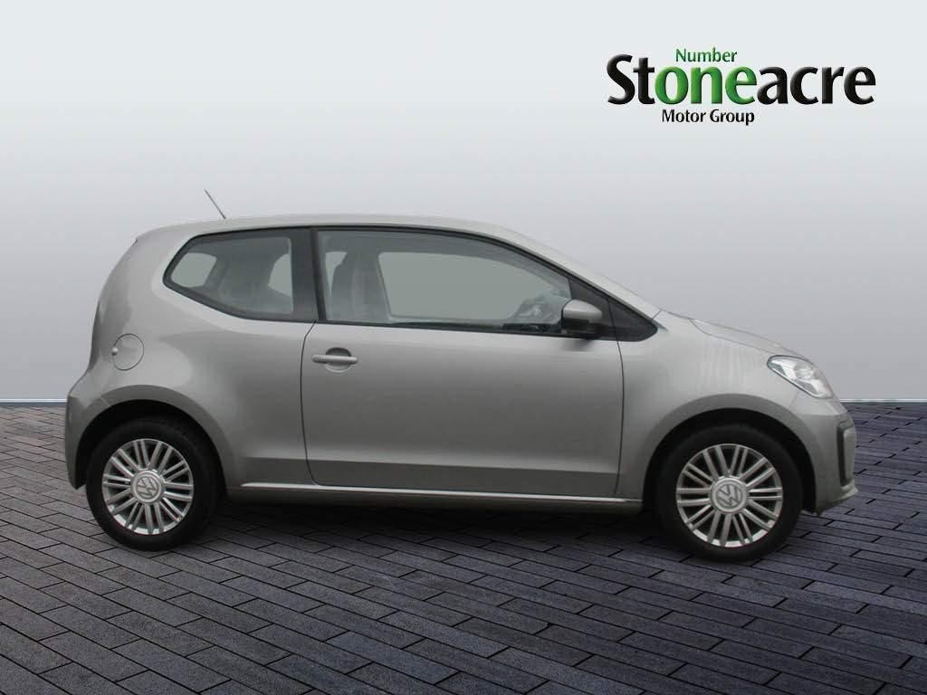 Volkswagen up! Image 8