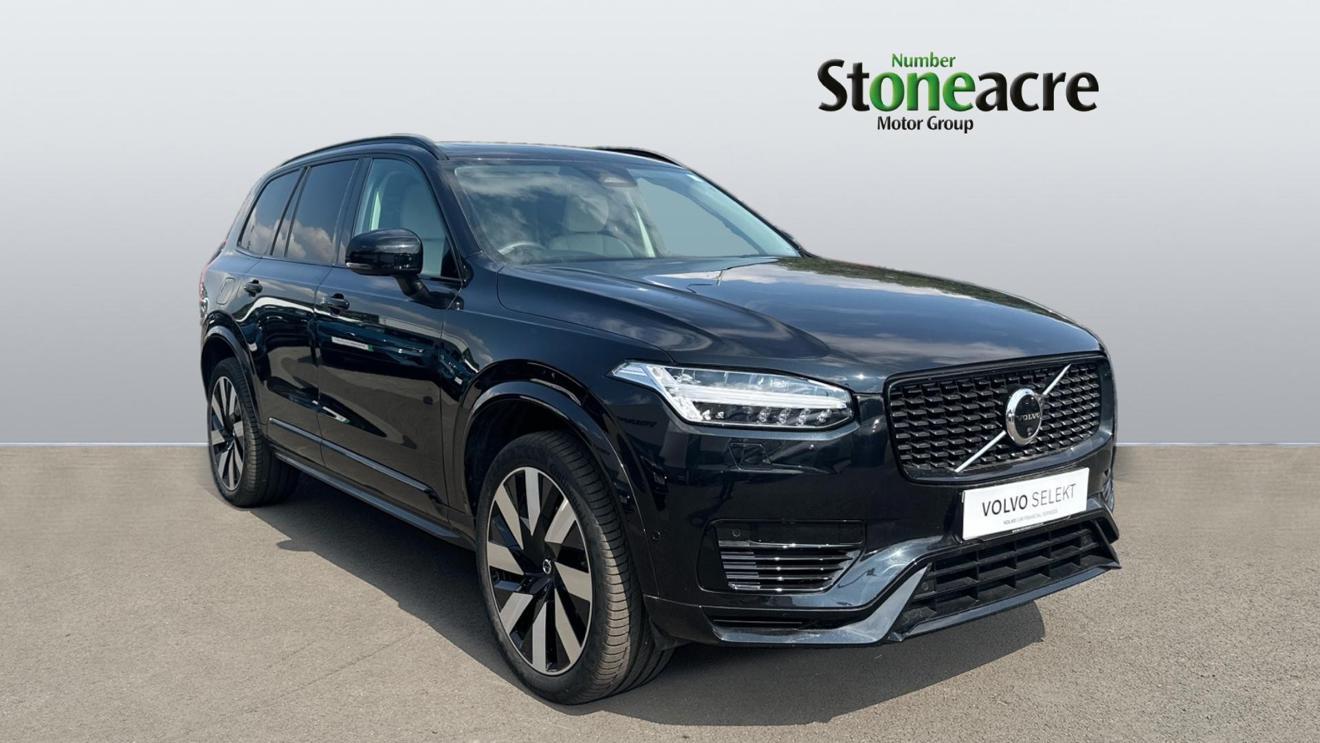 Volvo XC90 Image 1