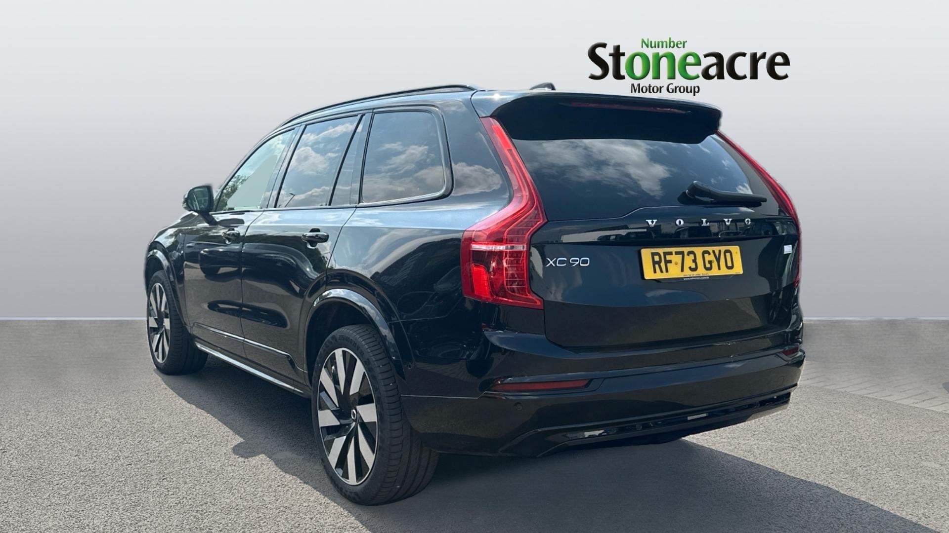 Volvo XC90 Image 2