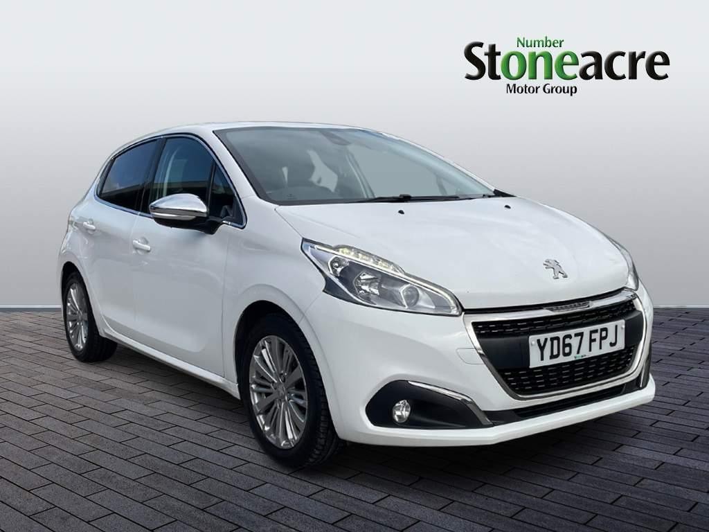 Peugeot 208 Image 1