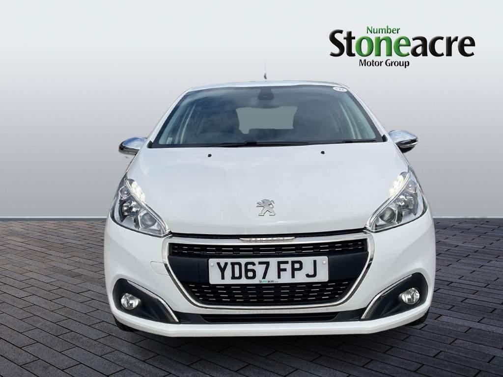 Peugeot 208 Image 8