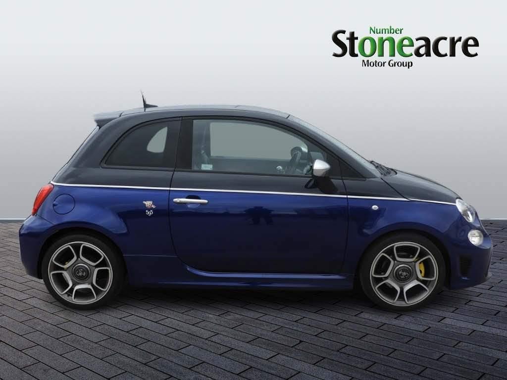 Abarth 595 Image 3